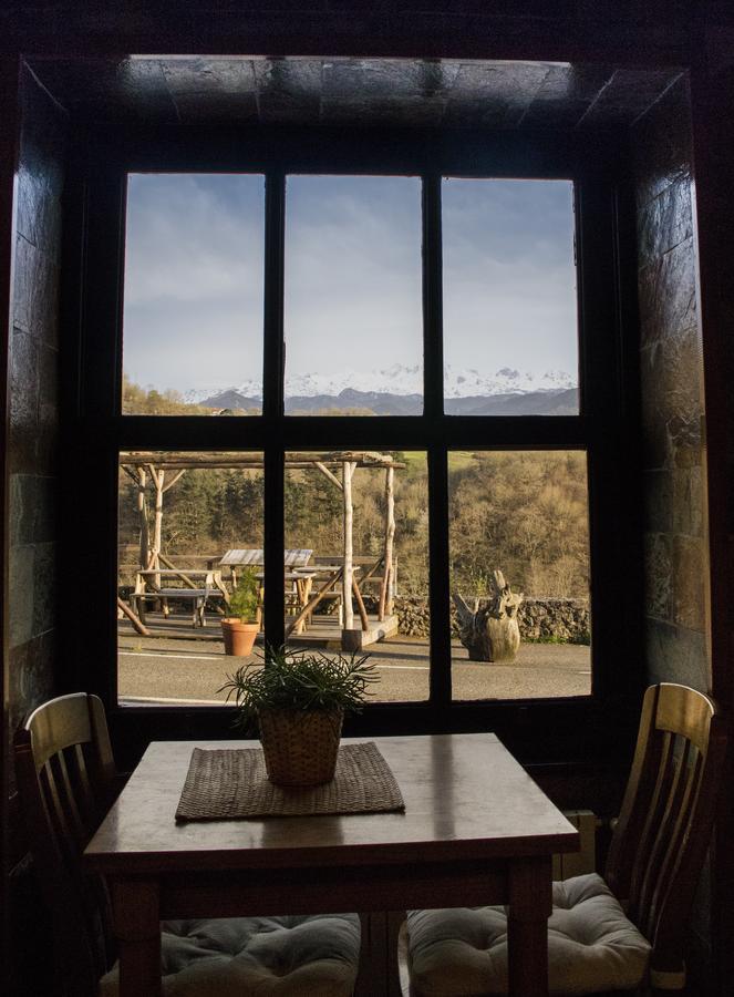 Hotel Montanas De Covadonga Кангас-де-Оніс Екстер'єр фото